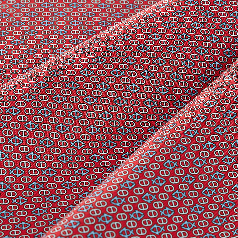 Maillonmorphose pocket square 45 - Red | Hermès Canada